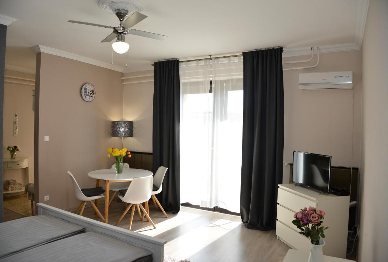 Crystal Apartman มูราฮาลอม ภายนอก รูปภาพ