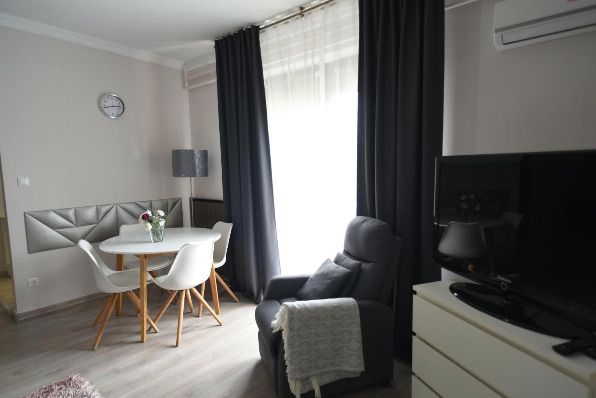 Crystal Apartman มูราฮาลอม ภายนอก รูปภาพ