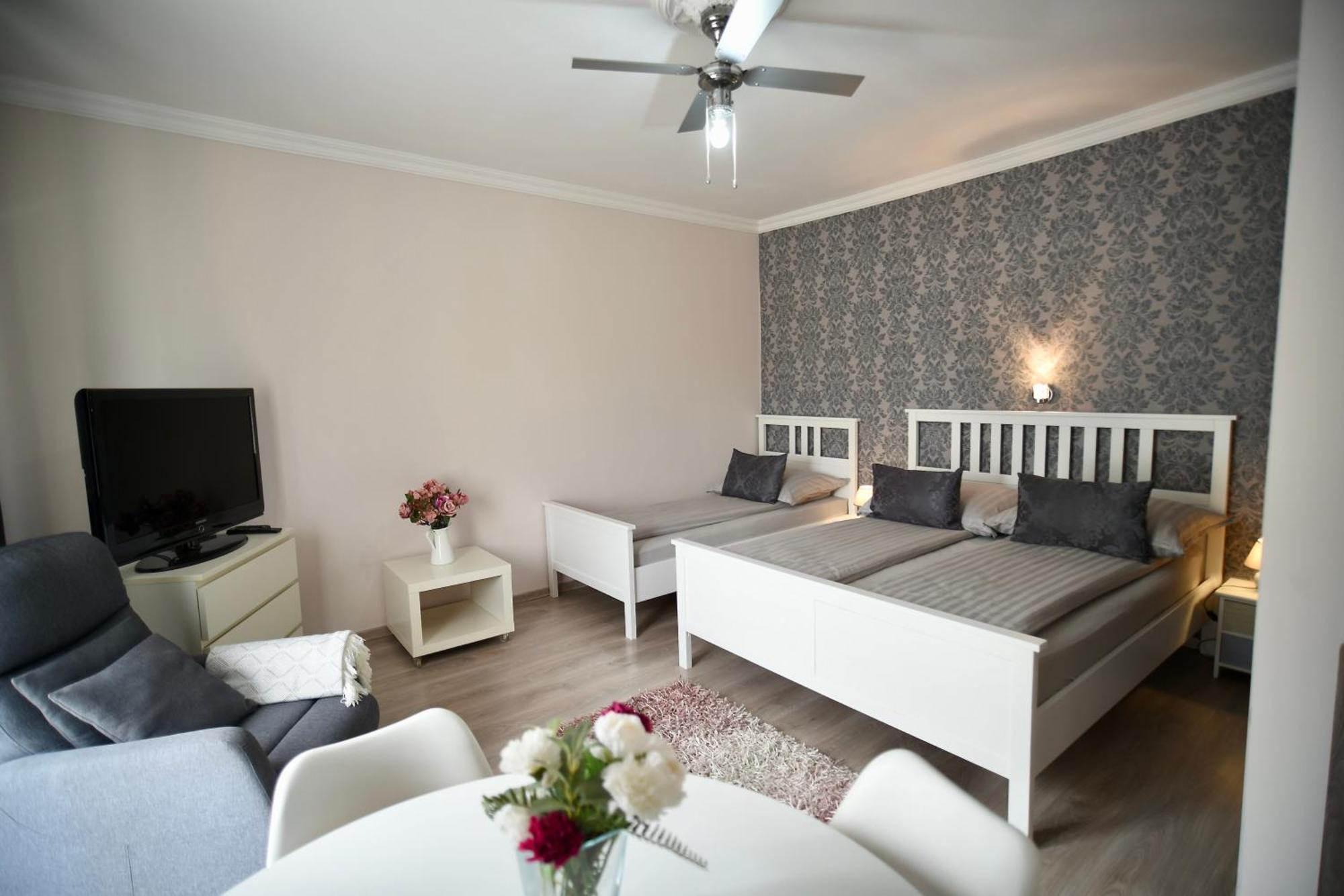 Crystal Apartman มูราฮาลอม ภายนอก รูปภาพ