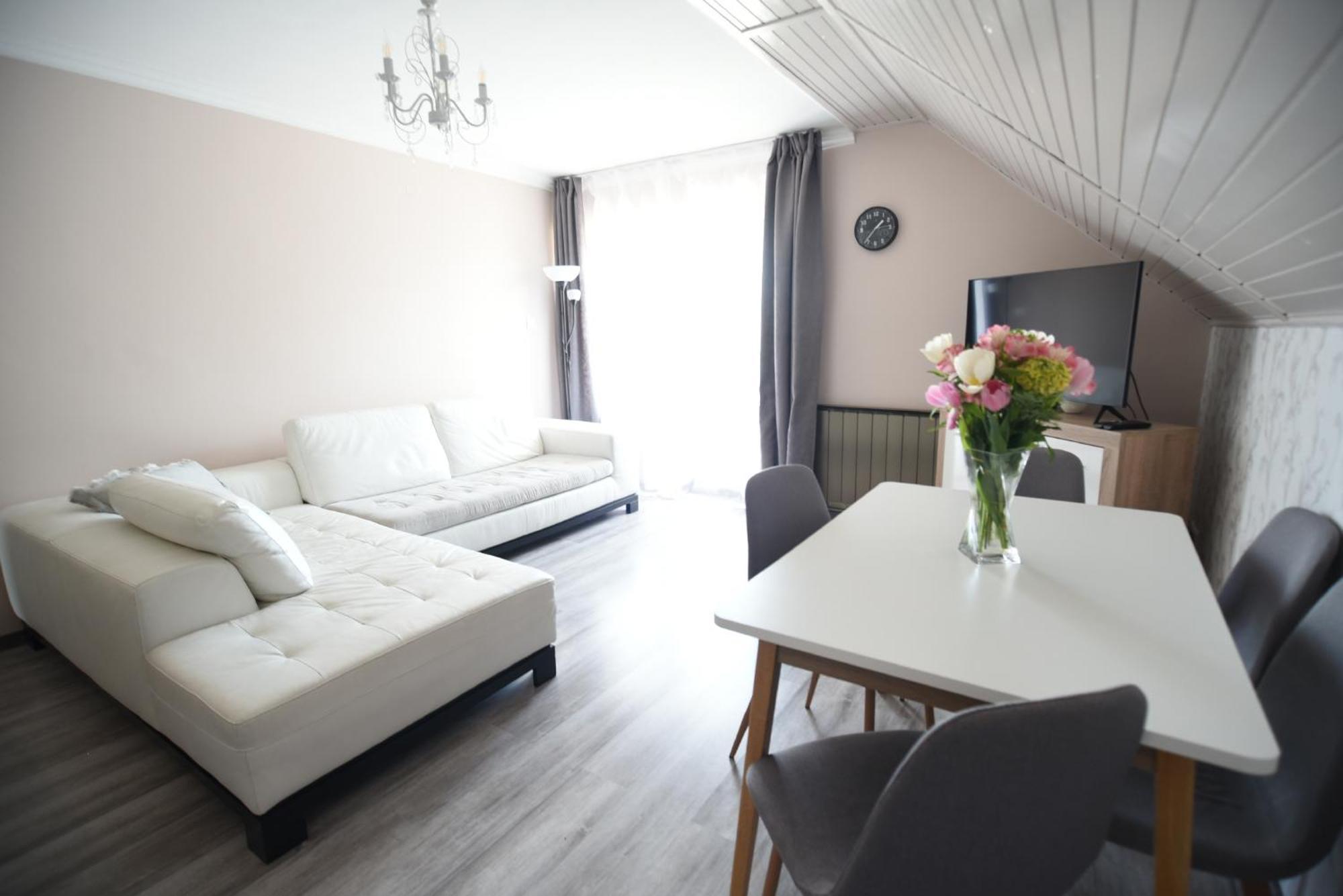 Crystal Apartman มูราฮาลอม ภายนอก รูปภาพ