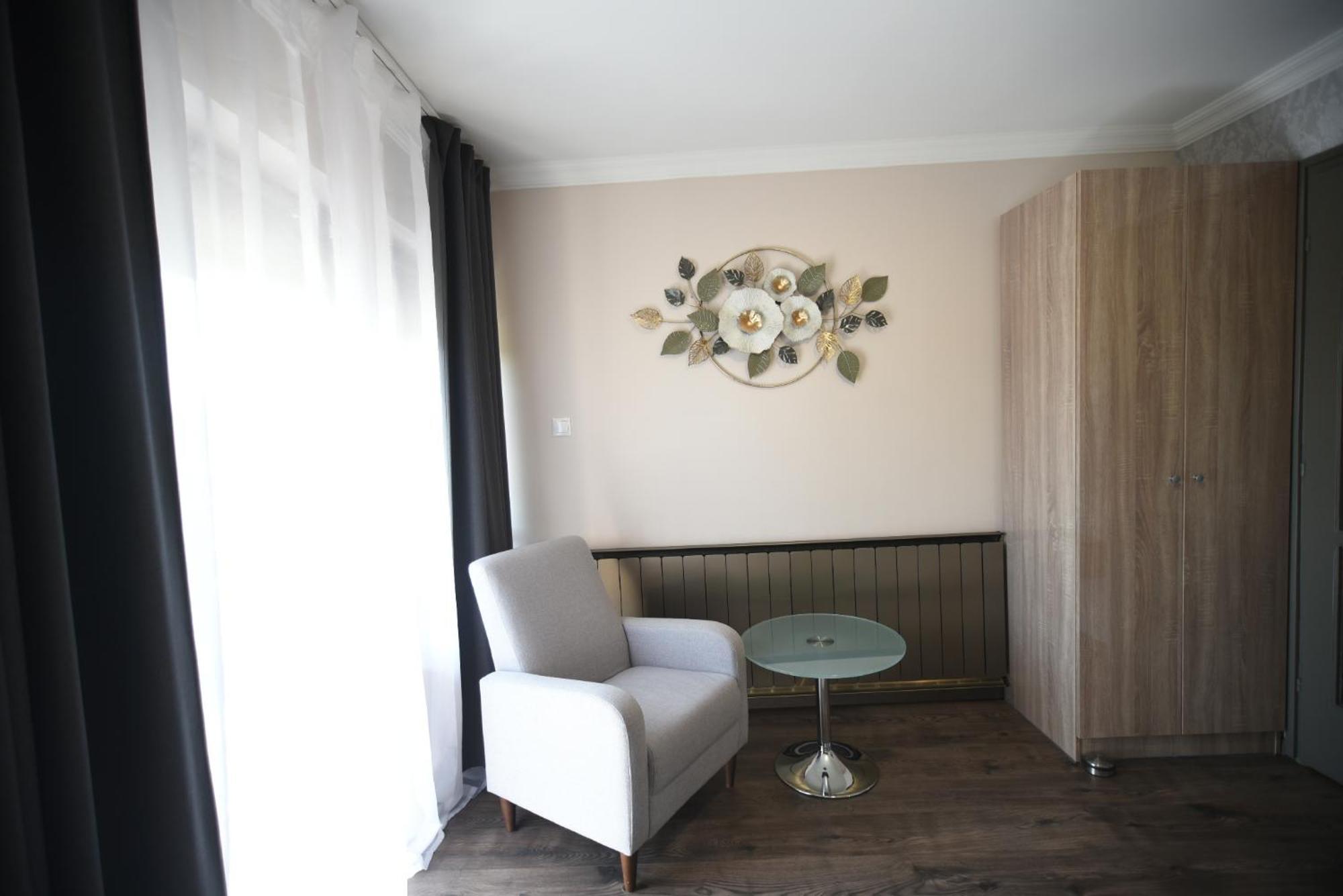 Crystal Apartman มูราฮาลอม ภายนอก รูปภาพ
